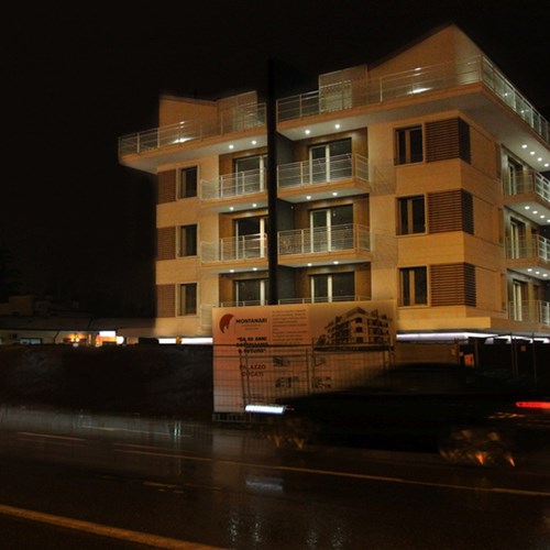 Palazzo Ducati sede di Montanari Costruzioni e edificio residenziale