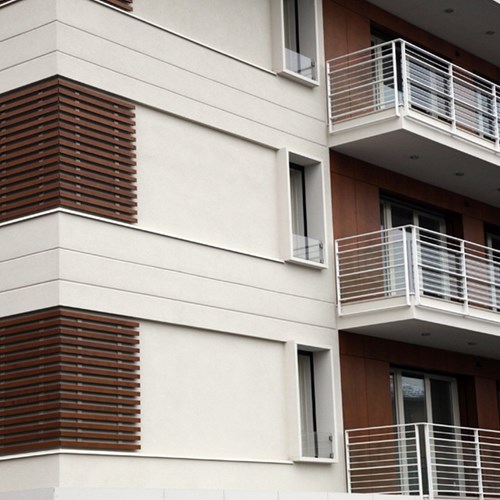 Palazzo Ducati sede di Montanari Costruzioni e edificio residenziale