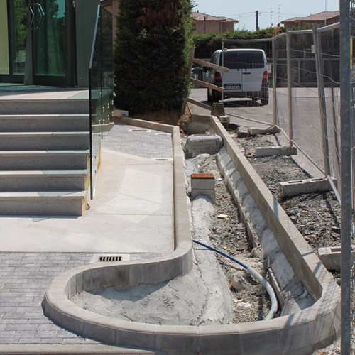 lavori durante la realizzazione di una palazzina Montanari Costruzioni