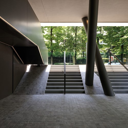 Casa sul Parco Montanari Costruzioni particolare dell'ingresso