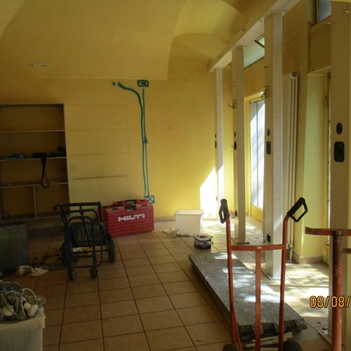 Ristrutturazione locale commerciale realizzato da Montanari Costruzioni