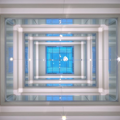 The Cube vista interna dei piani superiori dell'albergo